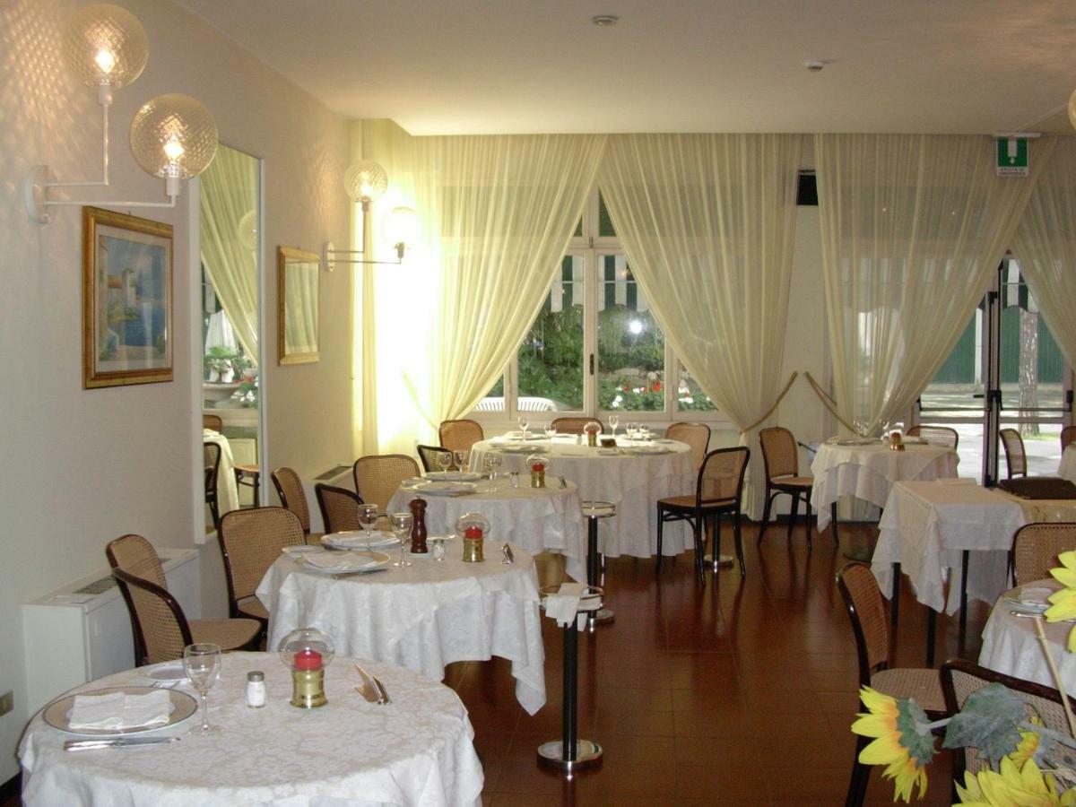 Park Hotel Ravenna Marina di Ravenna Dış mekan fotoğraf