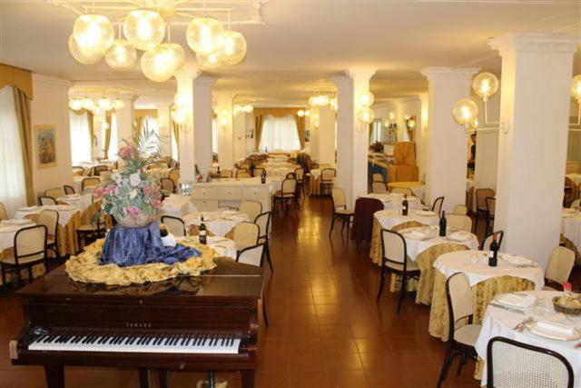 Park Hotel Ravenna Marina di Ravenna Dış mekan fotoğraf